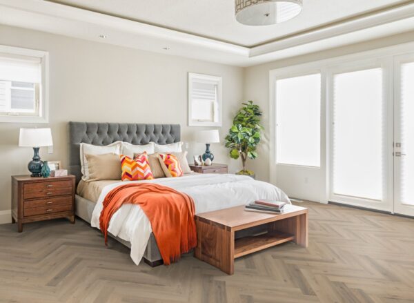 Fusion Premium Greige Oak Herringbone 12mm Laminate Flooring - Image 3